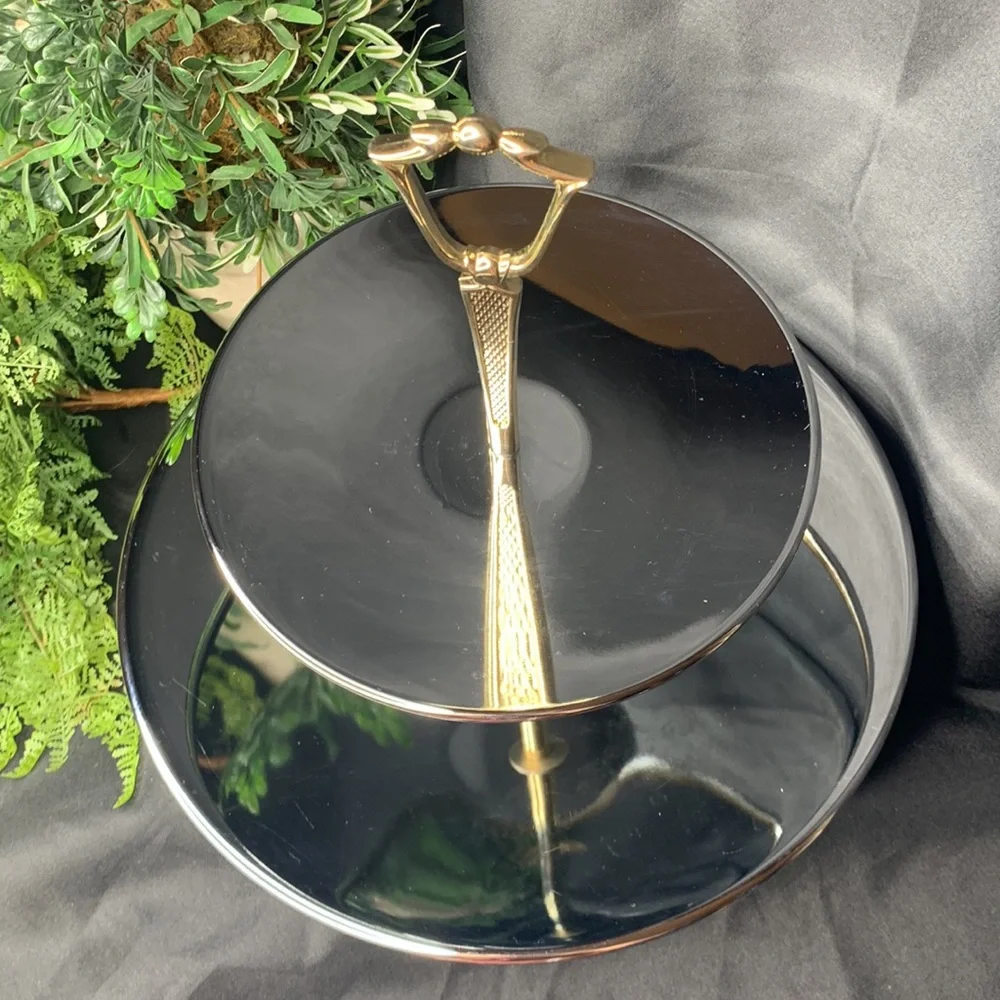 Beautiful vintage chrome KROMEX 2 tiered silver tray with gold tone handle - Picture 2 of 8